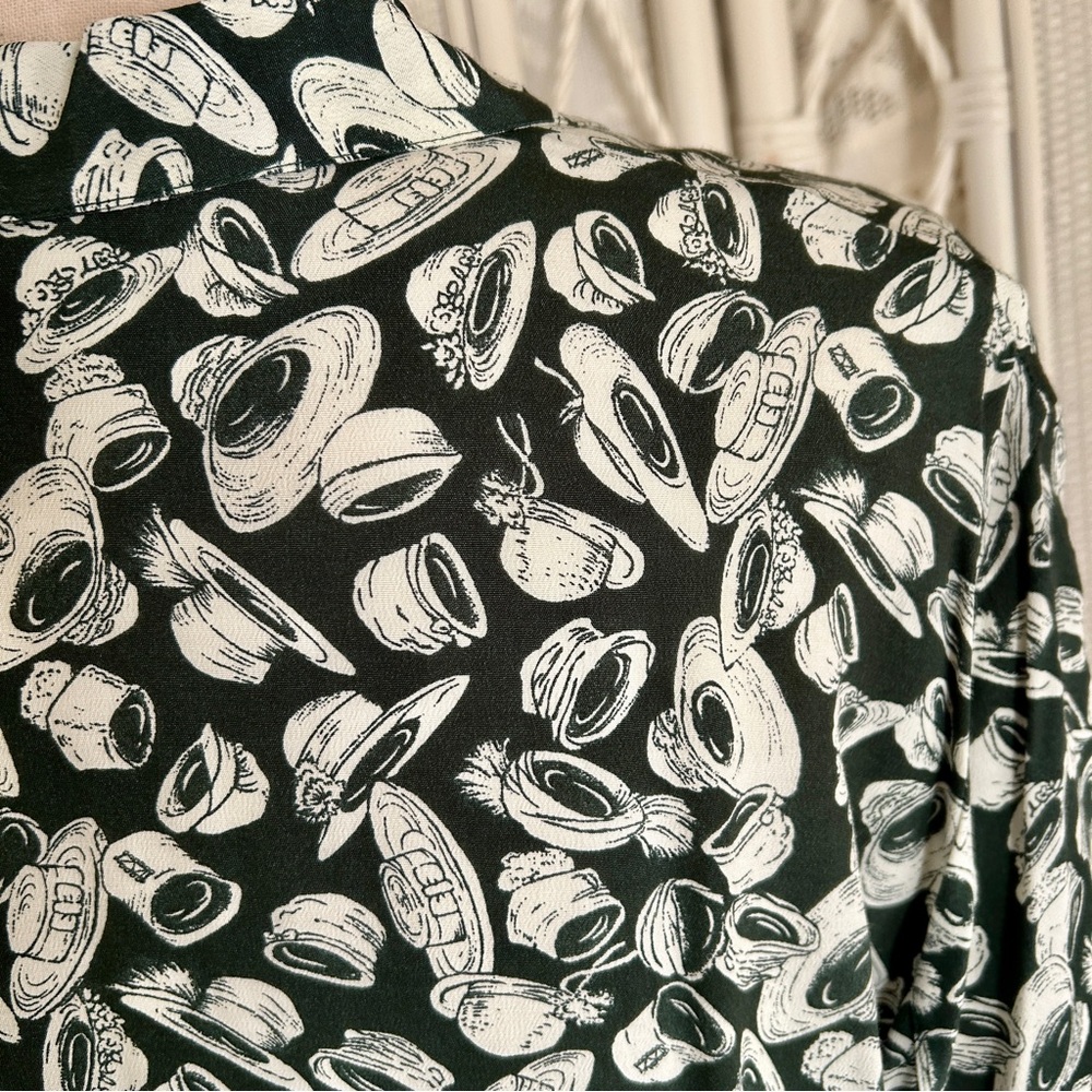 Vintage 90s Liz Claiborne Hat-Print Blouse – Green & Ivory – Button Front – Size - Picture 8 of 15